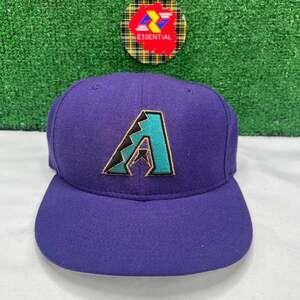 Vintage 100% Wool New Era Arizona Diamondbacks 59/50 Fitted Hat (6 7/8)